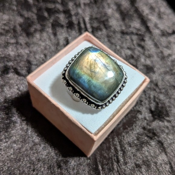 Handcrafted Labradorite Square Unisex Ring (8.75) - Picture 3 of 14